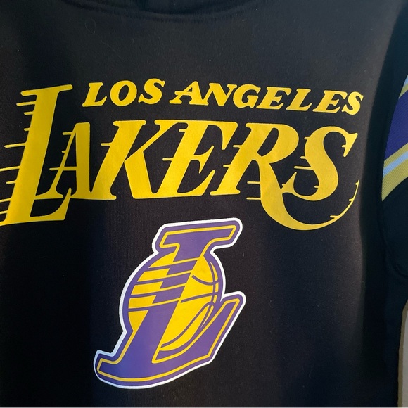 LA Lakers NBA Hooded Sweatshirt with logo front and at lower back - Picture 3 of 10